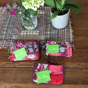 Brand new, never used Vera Bradley.